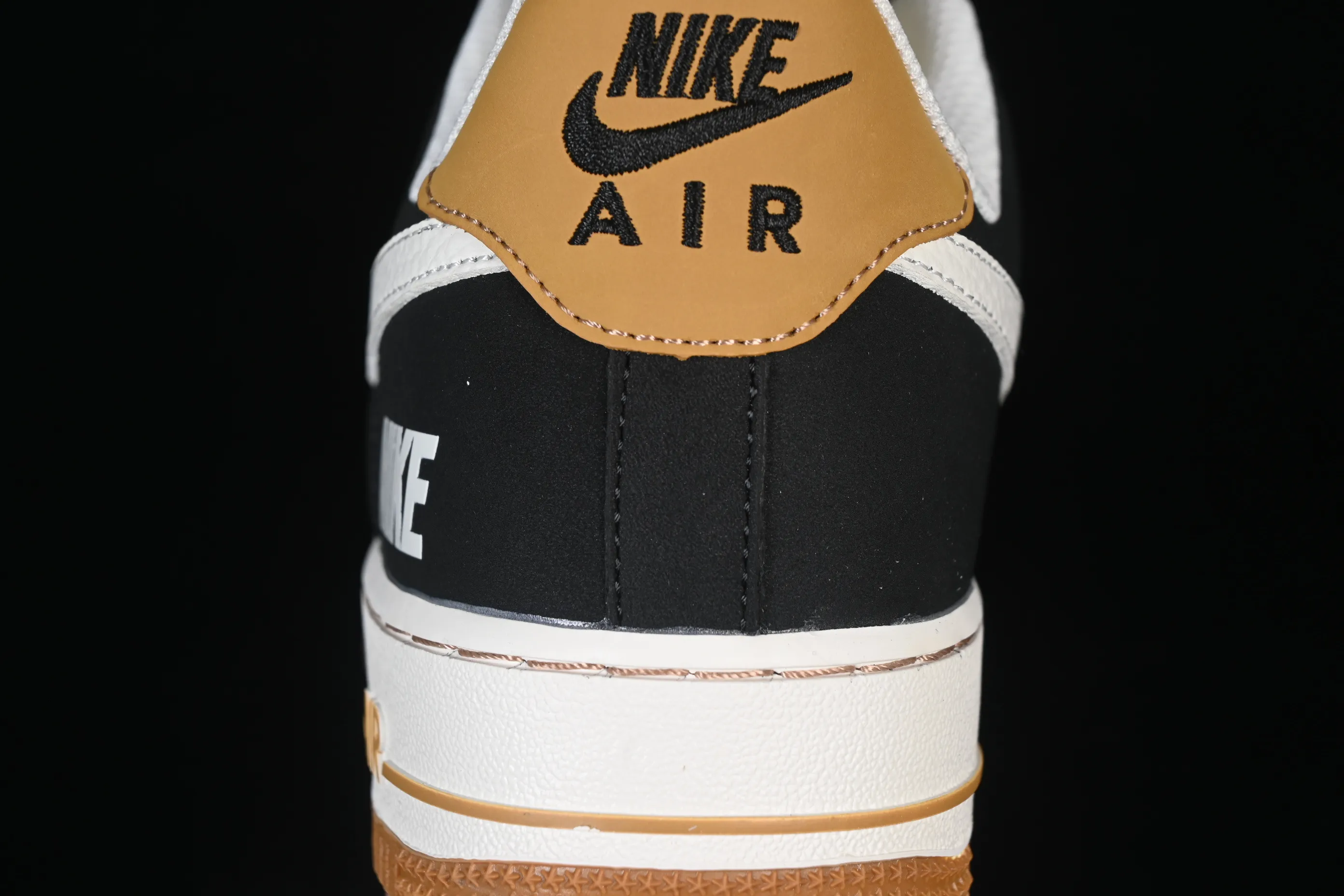 All Categories Nk Air Force 1 Air Force Series Nk Air Force 1 Low Air Force Low Nike Air Force 1'07 Low White Wheat Black Splicing Air Force One Low Casual Shoes IH0687-700